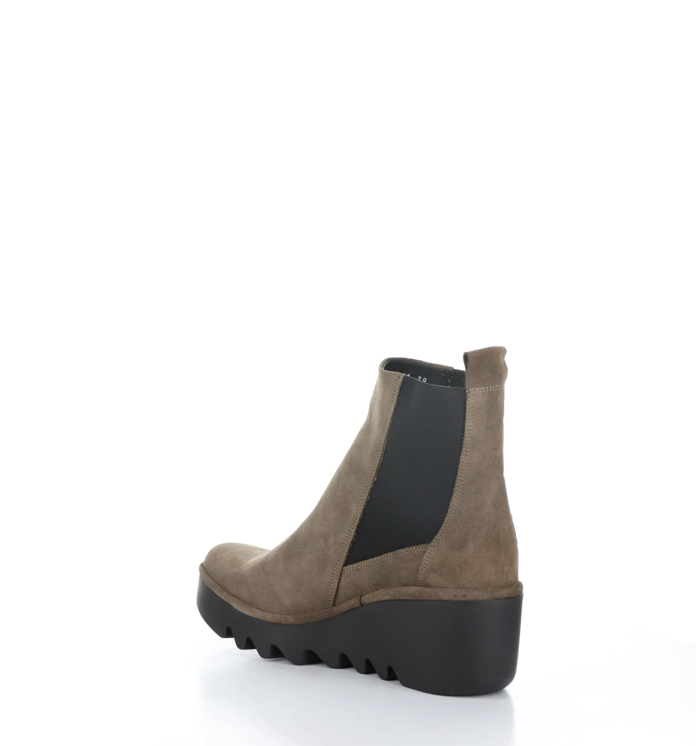 BAGU233FLY Taupe Round Toe Boots