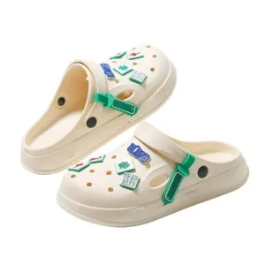 Elegant Cartoon Patterned Slippers