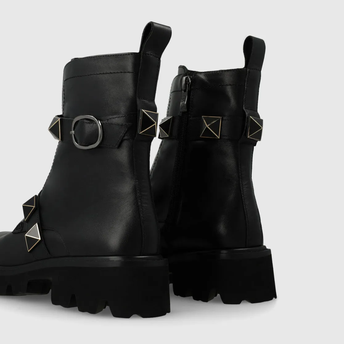 Flat biker style women¶ïs ankle boots in leather