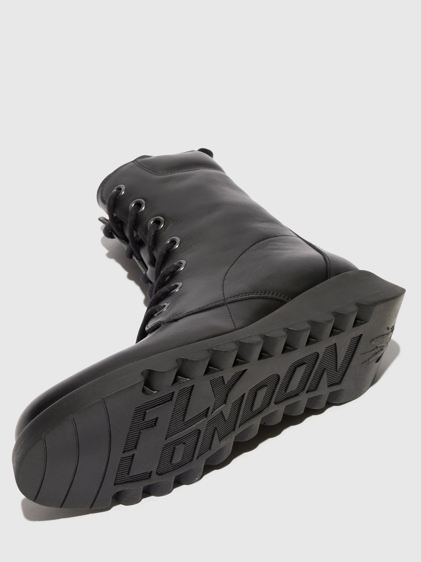 Lace-up Ankle Boots SILF015FLY BLACK