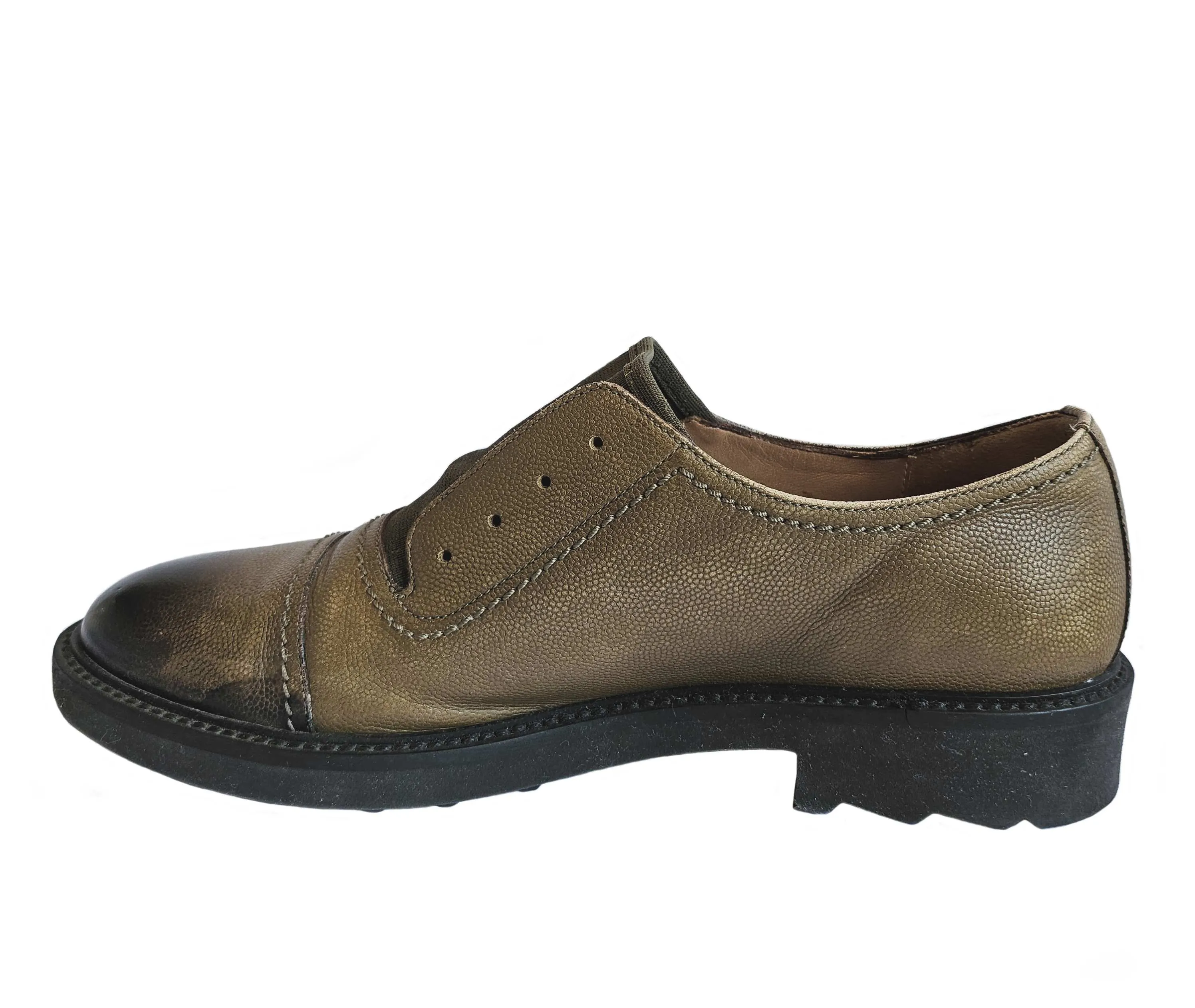 SALVATORE FERRAGAMO GREEN OMBRE DISTRESSED LEATHER OXFORDS (7)