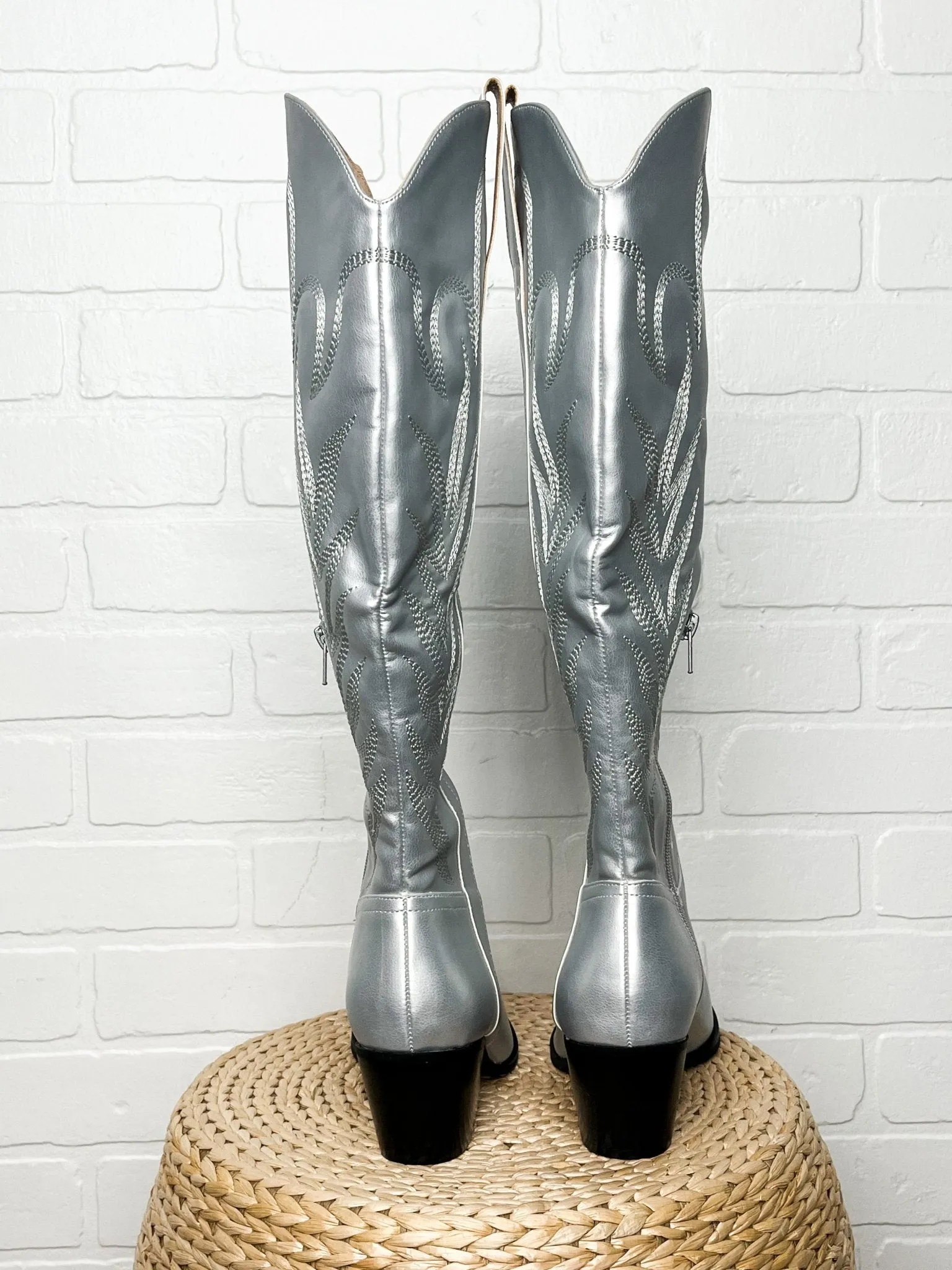 Samara cowboy boots silver