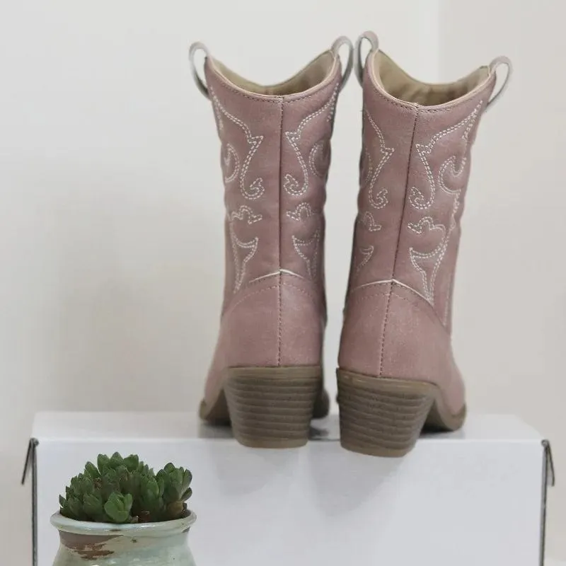 Trendy Girls Mid Length Boots