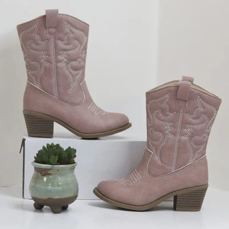 Trendy Girls Mid Length Boots