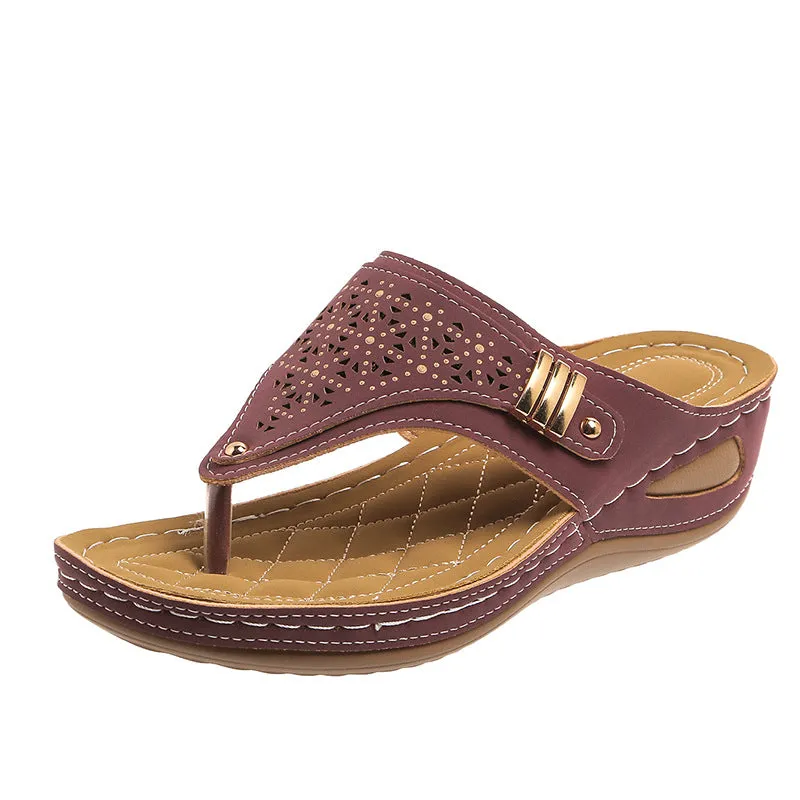 Wholesale Casual Wedge Women's Flip-flops Breathable All-match Lightweight Slippers in stock